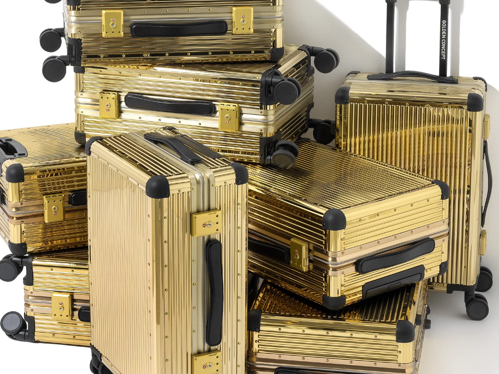 旅先でも、視線を奪うゴールドの輝き。スウェーデン発のラグジュアリーブランド「ゴールデンコンセプト」から、“金”で魅せる次世代ラグジュアリートランクが発売。