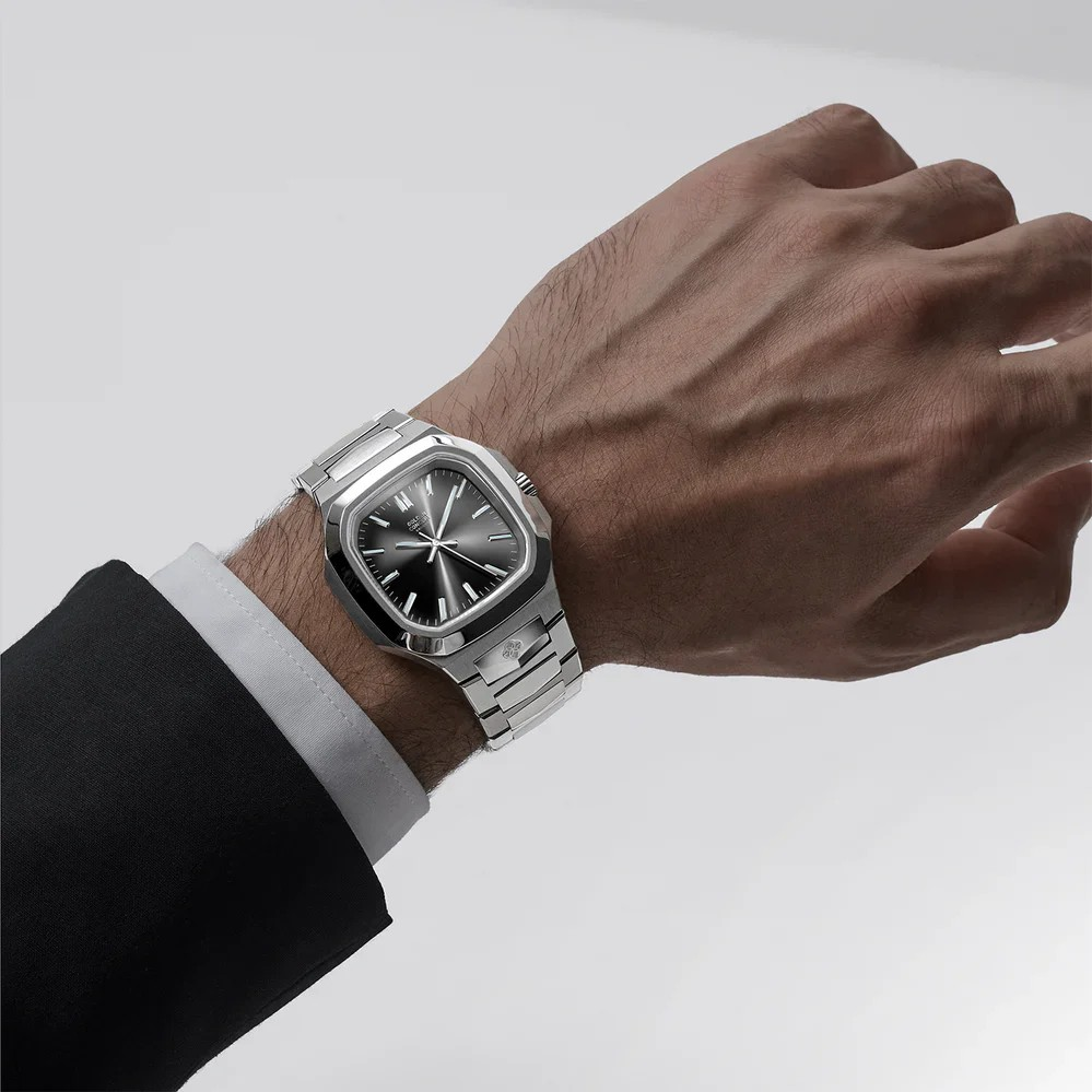 Royal Evening - Automatic Watch / EVSW200 - Onyx Black