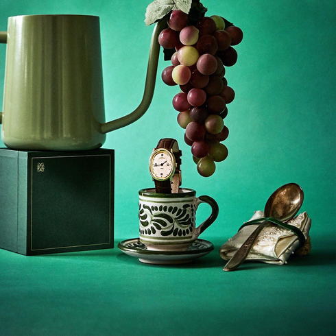 Oval Bubble Diamond Watch - Salmon Dial