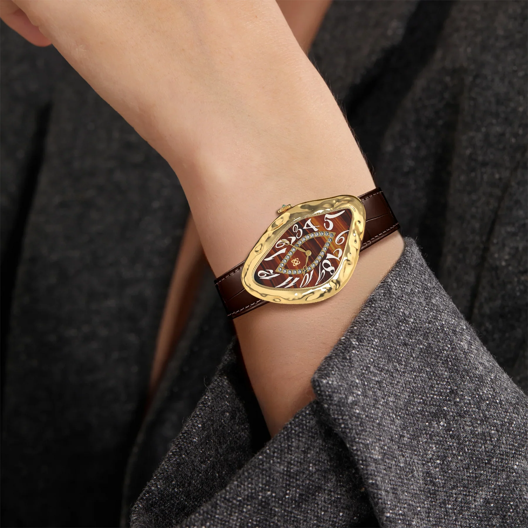 Paradoxe Diamond Watch - Chatoyant Quartz