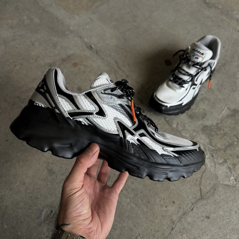 VORTEX V.2 (Black/Silver)