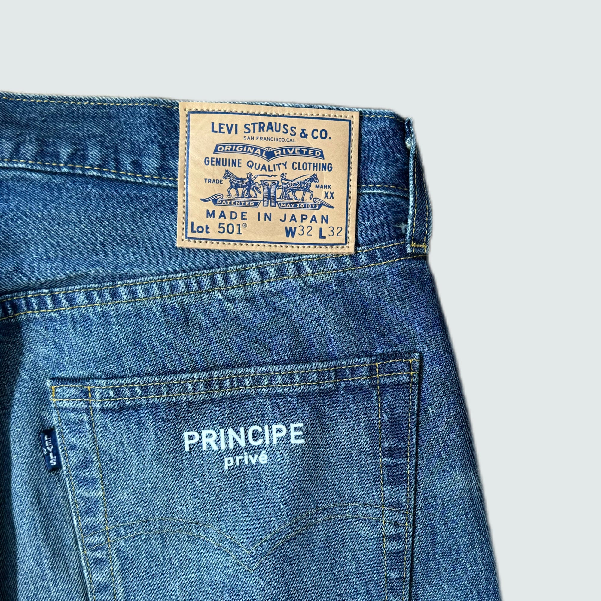 LEVI'S 501 "MADE IN JAPAN" (32)