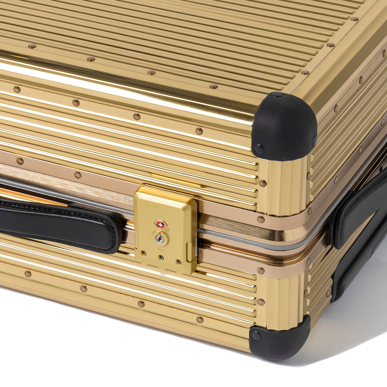 Trunk - Solid Gold