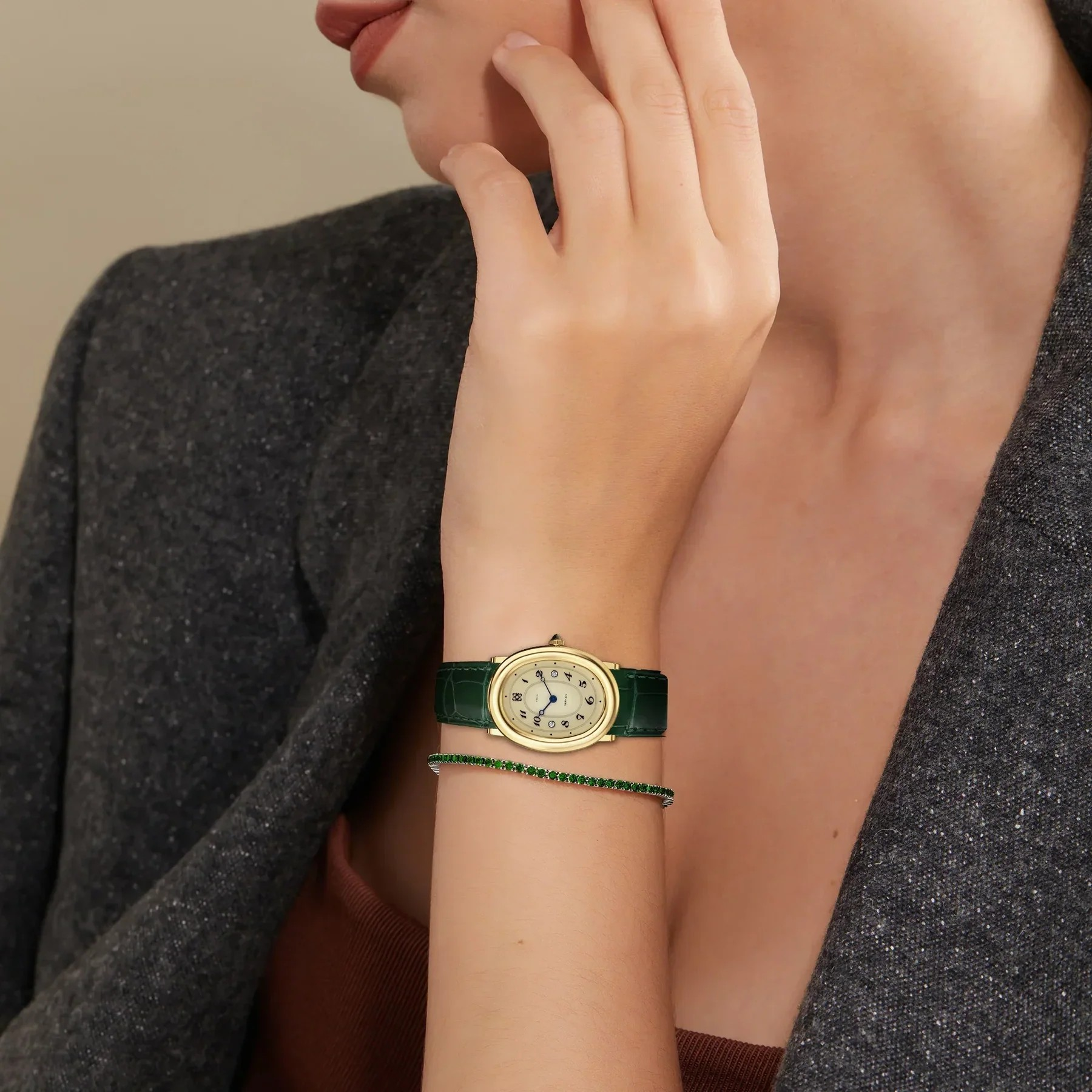 Oval Bubble Diamond Watch - Lush Green