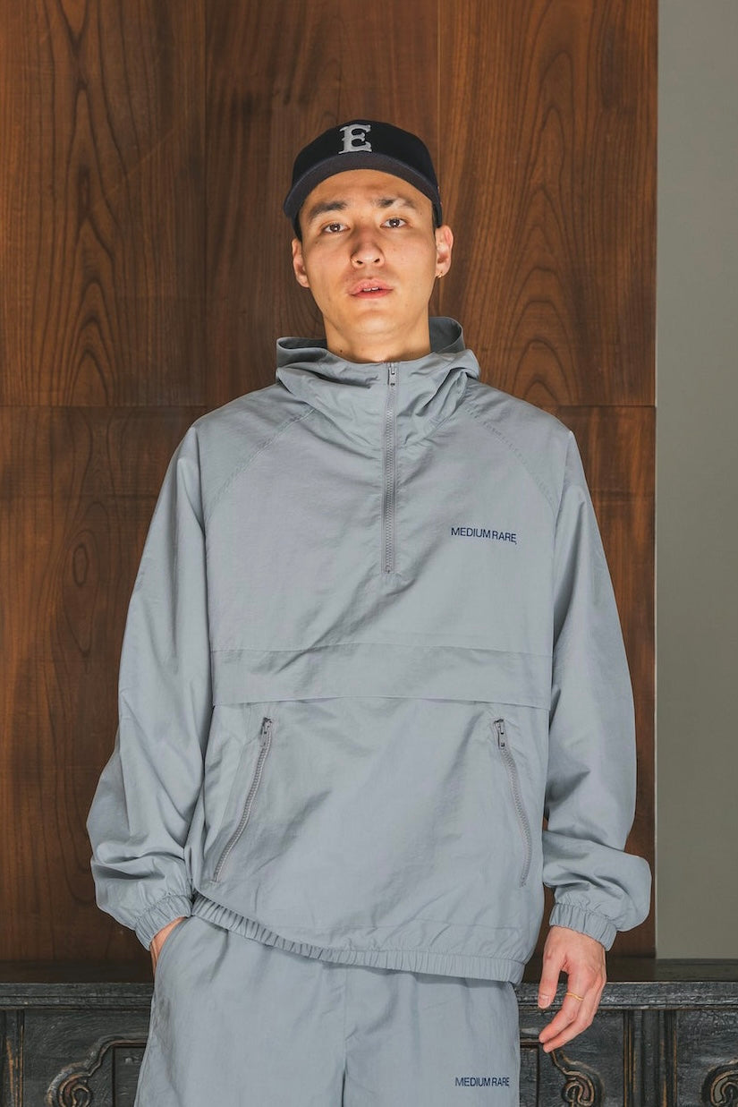 NYLON PULLOVER Grey